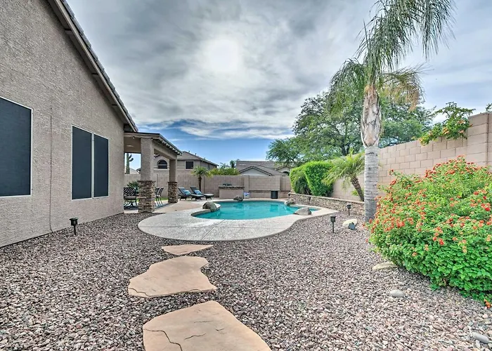 Patio & Fire Pit: Family Retreat In Cave Creek! * Cave Creek